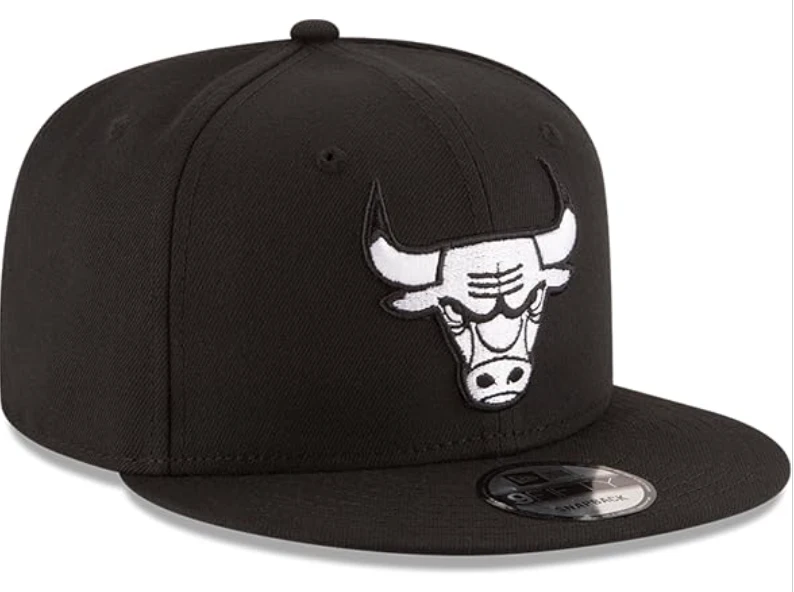 New Era NBA 9FIFTY黑白款可调节回扣帽，通用尺寸（芝加哥公牛队款）