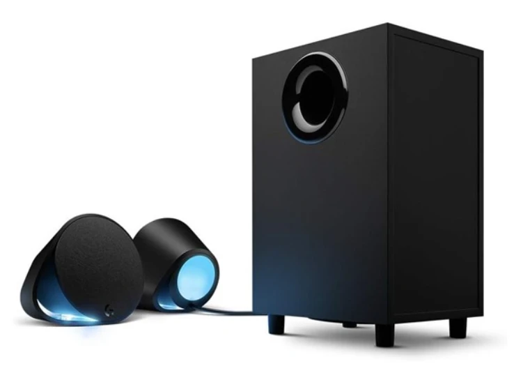 罗技G560电脑游戏音箱系统，具备7.1 DTS:X超环绕声效果，支持基于游戏的LIGHTSYNC RGB灯光效果，配有两个扬声器和一个低音炮，同时支持蓝牙和USB连接，能带来沉浸式的游戏体验——黑色款（980-001300）